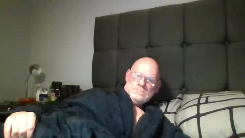 kevlooking4sez online show from December 2024 11:55:01 PM