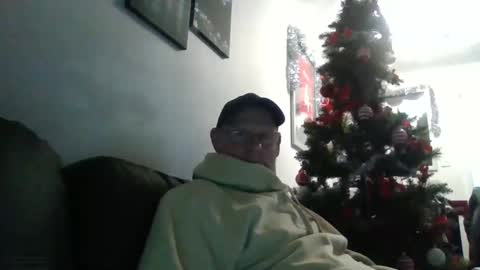 kevlooking4sez online show from December 2024 11:21:01 PM