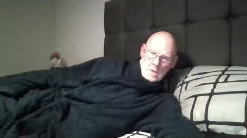 kevlooking4sez online show from January 2025 12:57:02 AM