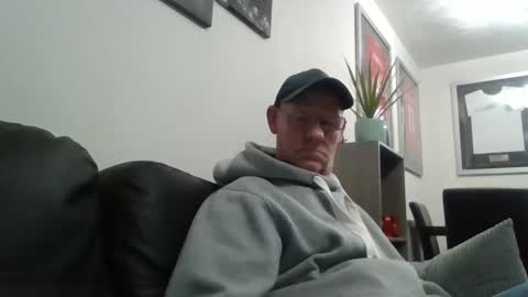 kevlooking4sez online show from January 2025 07:18:01 PM