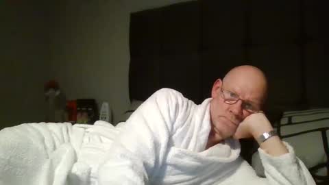 kevlooking4sez online show from February 2025 12:10:01 AM