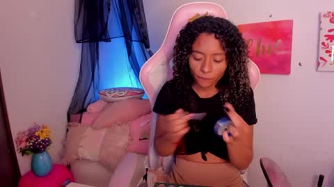 Snapshot of keyla_roberts_ chatting on December 2024 01:08:02 PM Adhara. Help me reach 100 likes online show from December 2024 01:08:02 PM