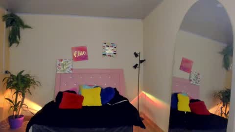 Snapshot of keyla_roberts_ chatting on January 2025 07:50:02 PM Adhara. Help me reach 100 likes online show from January 2025 07:50:02 PM