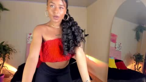 Snapshot of keyla_roberts_ chatting on January 2025 04:55:01 AM Adhara. Help me reach 100 likes online show from January 2025 04:55:01 AM