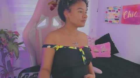 Snapshot of keyla_roberts_ chatting on September 2025 07:58:02 PM Adhara. Help me reach 100 likes online show from September 2025 07:58:02 PM