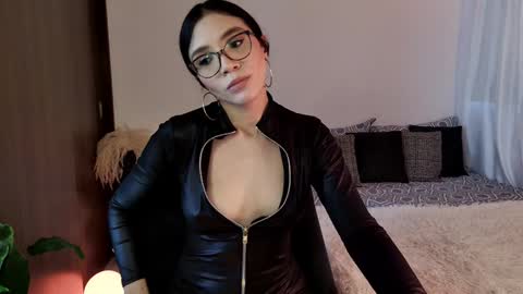 Keyla online show from December 2024 06:26:01 PM