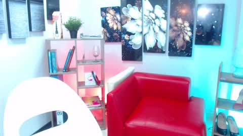 Keyla  online show from December 2024 01:17:01 PM