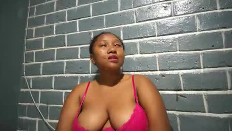 kezia0910 online show from November 2025 04:05:01 PM