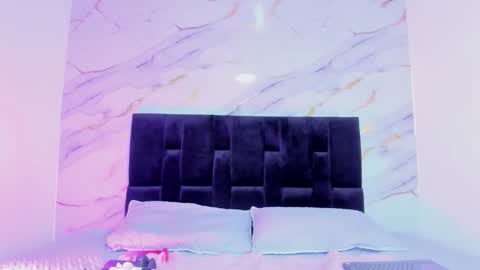 khaleesi_j online show from November 2025 05:40:02 AM