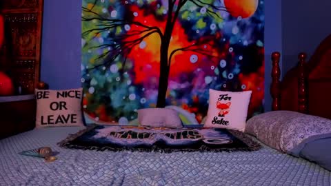 Khalipso online show from December 2024 07:30:02 PM