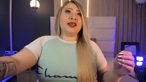 Snapshot of kharla_marin chatting on September 2025 11:36:02 AM Kharla Marin online show from September 2025 11:36:02 AM