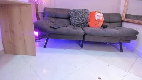 Snapshot of khaterine_hot_1 chatting on September 2025 08:46:01 PM Kathe Hot online show from September 2025 08:46:01 PM