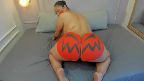 Snapshot of khaterine_hot_1 chatting on October 2025 10:55:01 PM Kathe Hot online show from October 2025 10:55:01 PM