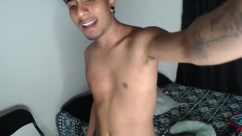 Snapshot of khevinlopezonig chatting on October 2025 12:44:02 AM khevinlopezonig online show from October 2025 12:44:02 AM