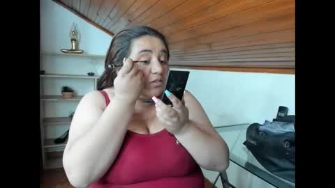 Snapshot of khloe_tommson_ chatting on November 2025 12:17:01 PM khloe_tommson_ online show from November 2025 12:17:01 PM