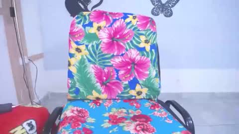 Snapshot of khoraymabitch chatting on December 2024 10:06:02 PM khoraymabitch online show from December 2024 10:06:02 PM