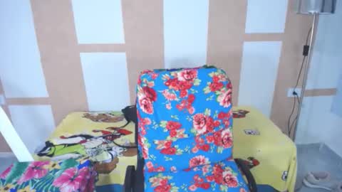 Snapshot of khoraymabitch chatting on February 2025 09:00:01 PM khoraymabitch online show from February 2025 09:00:01 PM