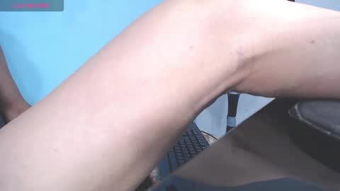 Snapshot of khoraymabitch chatting on October 2025 03:23:02 PM khoraymabitch online show from October 2025 03:23:02 PM