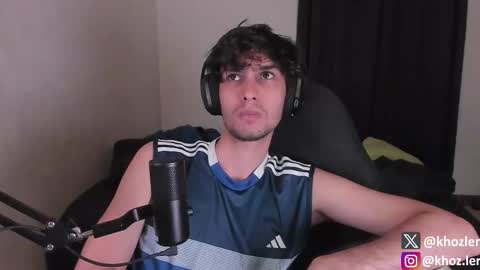 khozler_ online show from October 2025 02:11:02 AM