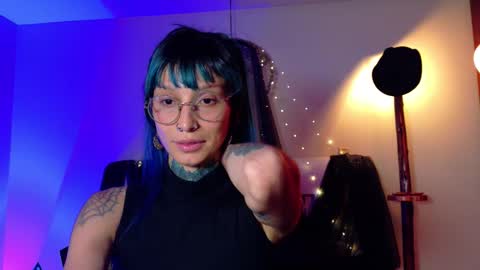 Kianna online show from October 2025 06:38:02 PM