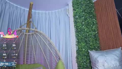 Kiara Zahiri online show from October 2025 10:59:01 AM