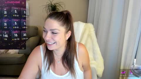 Kiera Reines online show from December 2024 03:30:02 AM