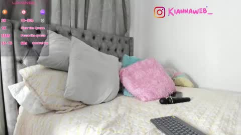 INSTAGRAM Kiannaweb  online show from March 2025 02:30:02 AM
