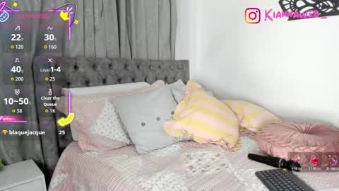 INSTAGRAM Kiannaweb  online show from September 2025 06:02:01 AM