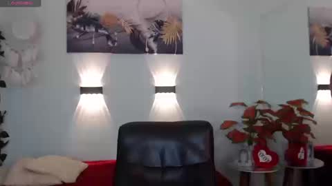 kiityvall19 online show from September 2025 01:04:01 PM