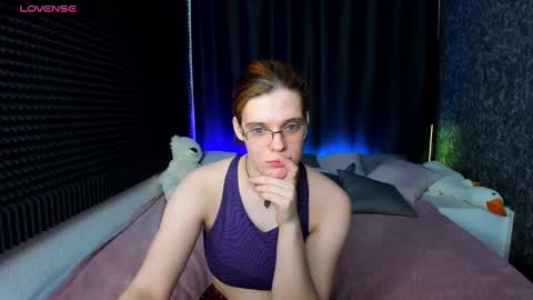 Kiki online show from January 2025 04:41:01 PM