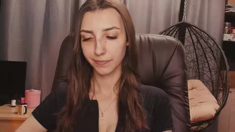 Mika and Miranda online show from September 2025 04:56:01 PM