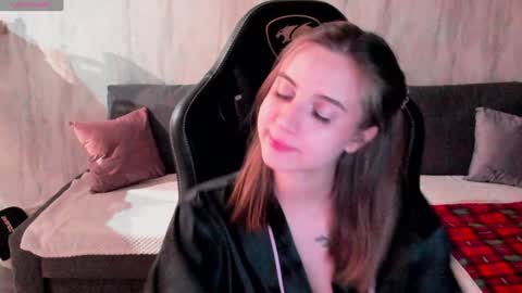 Kiki online show from January 2025 03:54:02 PM