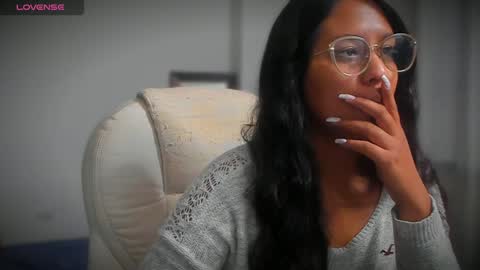 Snapshot of killaa01 chatting on February 2025 10:41:01 PM Alejandra online show from February 2025 10:41:01 PM