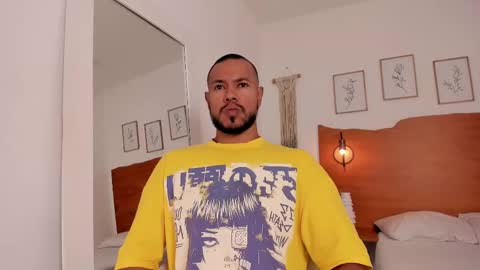 Snapshot of killua_zagarra_ chatting on September 2025 09:16:01 PM Kilua Muscle guy online show from September 2025 09:16:01 PM
