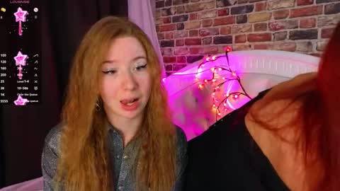 Snapshot of kim__dunn chatting on November 2025 08:08:01 PM CatherineBarkJamieWallace online show from November 2025 08:08:01 PM