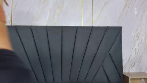 kim  online show from November 2025 07:48:02 PM