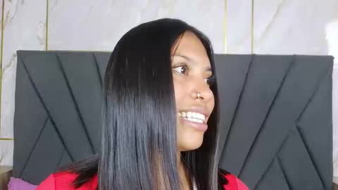 kim  online show from November 2025 08:42:02 PM