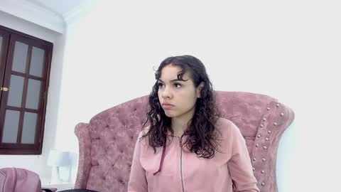 K I M online show from January 2025 11:15:02 AM