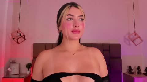 Kim  online show from February 2025 08:16:02 AM