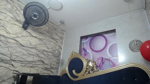 kimberly online show from November 2025 07:23:02 PM