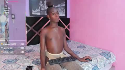 Snapshot of kimberly_ebonny chatting on December 2025 12:04:01 AM kimberly_ebonny online show from December 2025 12:04:01 AM