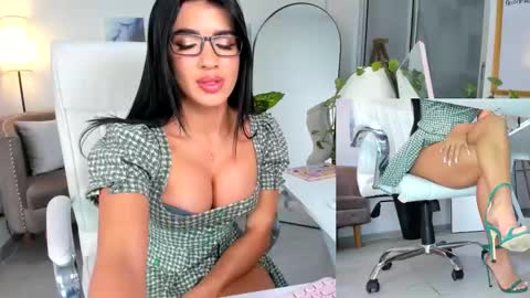 Melissa online show from December 2024 09:39:02 PM