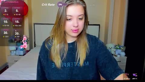 kimberly_mmm online show from September 2025 04:18:02 PM