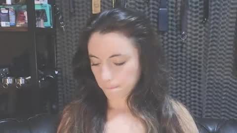 Snapshot of kimberly_swan_ chatting on February 2025 03:41:02 PM KIMBERLY SWAN online show from February 2025 03:41:02 PM