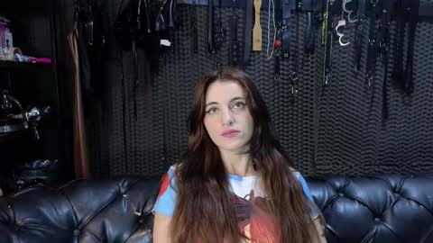 Snapshot of kimberly_swan_ chatting on September 2025 08:43:01 PM KIMBERLY SWAN online show from September 2025 08:43:01 PM