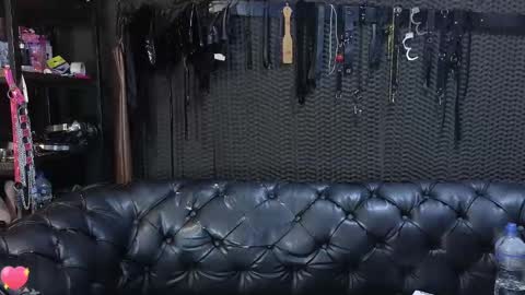 Snapshot of kimberly_swan_ chatting on September 2025 04:52:02 PM KIMBERLY SWAN online show from September 2025 04:52:02 PM