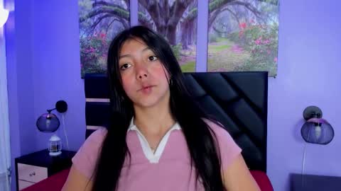 Snapshot of kimberlyvillalobos chatting on October 2025 11:40:02 AM Kimberly Villalobos online show from October 2025 11:40:02 AM