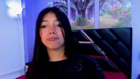 Snapshot of kimberlyvillalobos chatting on October 2025 11:41:02 AM Kimberly Villalobos online show from October 2025 11:41:02 AM