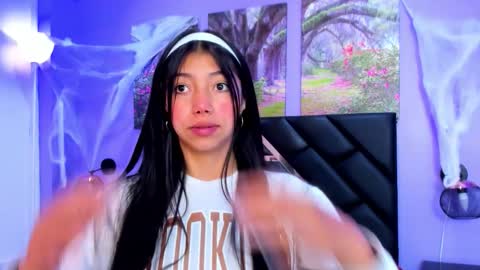 Snapshot of kimberlyvillalobos chatting on October 2025 11:33:02 AM Kimberly Villalobos online show from October 2025 11:33:02 AM