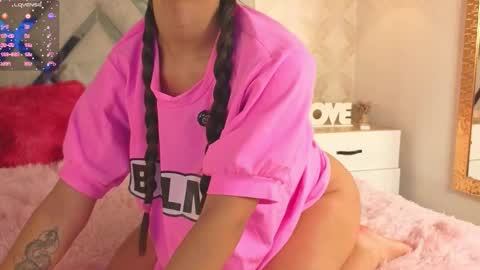 Snapshot of kimhilton_ chatting on November 2025 04:22:02 AM kimhilton online show from November 2025 04:22:02 AM